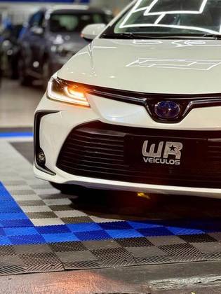 TOYOTA COROLLA 1.8 VVT-I HYBRID FLEX ALTIS PREMIUM CVT TOYOTA COROLLA 1.8 VVT-I HYBRID FLEX ALTIS PREMIUM CVT